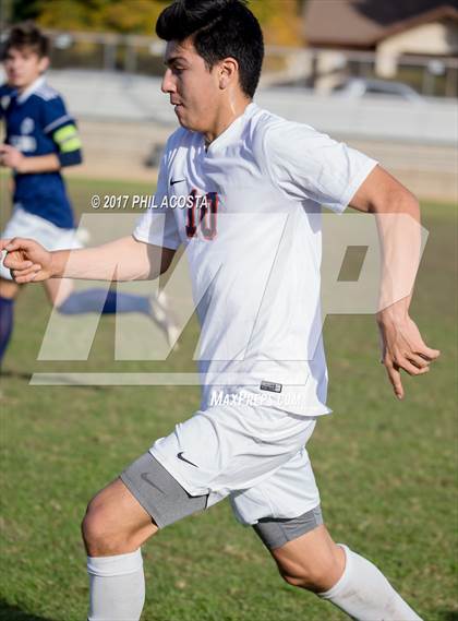 Thumbnail 1 in Gabrielino vs Maranatha photogallery.