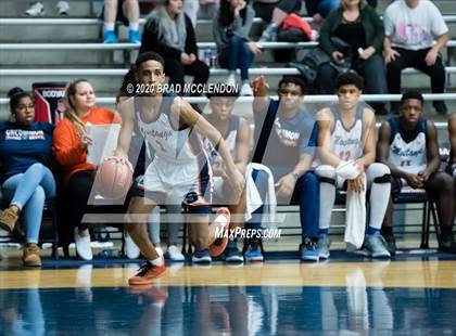 Thumbnail 1 in Rowlett vs Sachse photogallery.