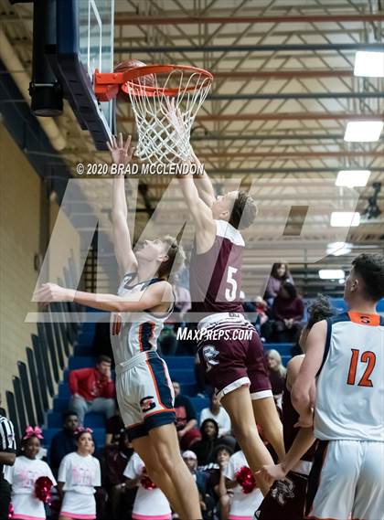 Thumbnail 3 in Rowlett vs Sachse photogallery.
