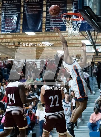 Thumbnail 1 in Rowlett vs Sachse photogallery.