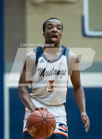 Thumbnail 2 in Rowlett vs Sachse photogallery.