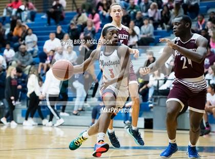 Thumbnail 2 in Rowlett vs Sachse photogallery.