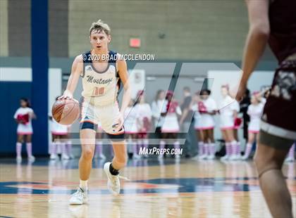 Thumbnail 3 in Rowlett vs Sachse photogallery.