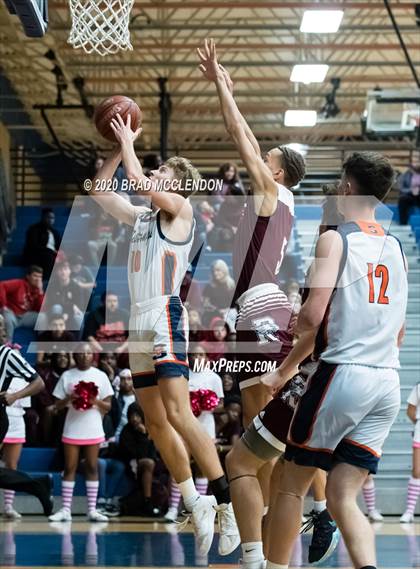 Thumbnail 1 in Rowlett vs Sachse photogallery.