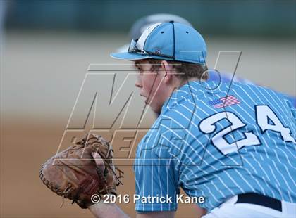 Thumbnail 1 in Marshall @ Yorktown photogallery.