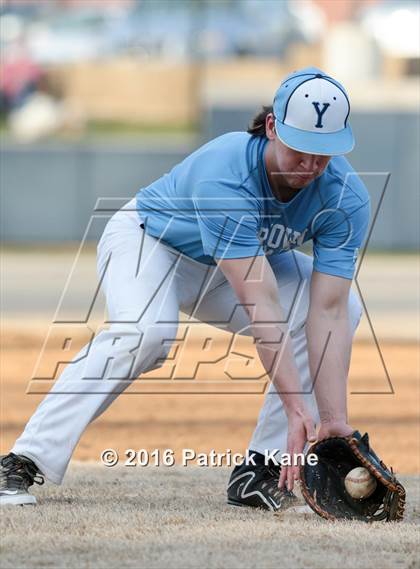 Thumbnail 3 in Marshall @ Yorktown photogallery.