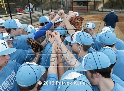 Thumbnail 2 in Marshall @ Yorktown photogallery.