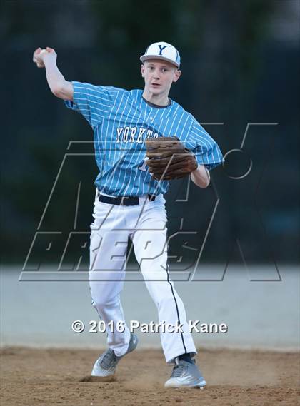 Thumbnail 3 in Marshall @ Yorktown photogallery.