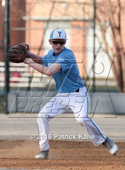 Thumbnail 2 in Marshall @ Yorktown photogallery.