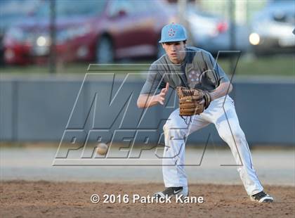 Thumbnail 1 in Marshall @ Yorktown photogallery.
