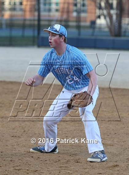 Thumbnail 3 in Marshall @ Yorktown photogallery.