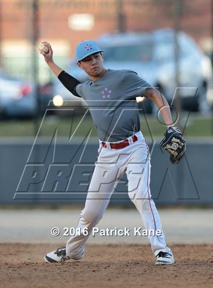 Thumbnail 2 in Marshall @ Yorktown photogallery.