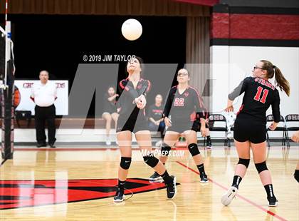 Thumbnail 2 in Gustine @ Strawn photogallery.
