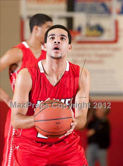 Thumbnail 2 in Holmes @ Dixie Heights photogallery.