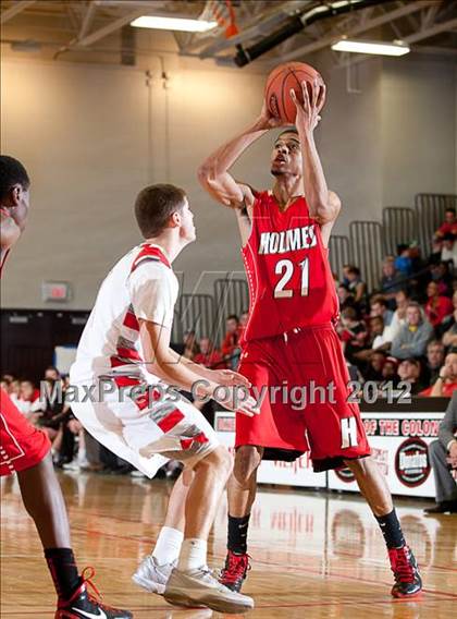 Thumbnail 2 in Holmes @ Dixie Heights photogallery.