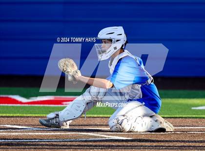 Thumbnail 1 in Holliday vs. Brock (UIL 3A Playoff) photogallery.