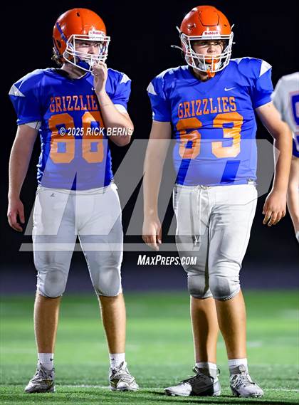 Thumbnail 2 in FR: Grand Oaks (blue) vs Oak Ridge photogallery.