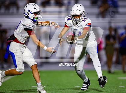Thumbnail 3 in FR: Grand Oaks (blue) vs Oak Ridge photogallery.