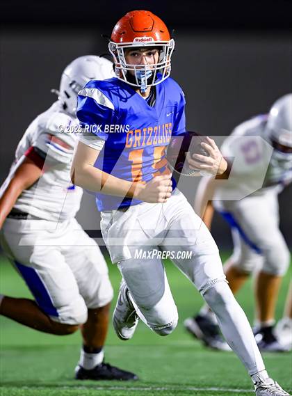 Thumbnail 1 in FR: Grand Oaks (blue) vs Oak Ridge photogallery.
