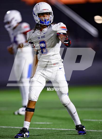 Thumbnail 1 in FR: Grand Oaks (blue) vs Oak Ridge photogallery.