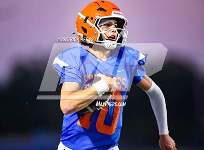 Thumbnail 3 in FR: Grand Oaks (blue) vs Oak Ridge photogallery.