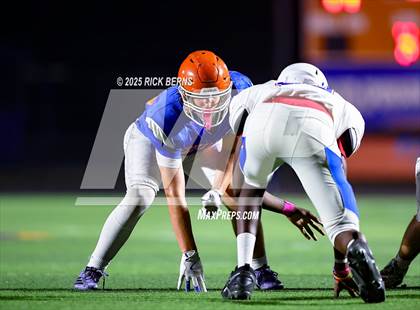 Thumbnail 1 in FR: Grand Oaks (blue) vs Oak Ridge photogallery.