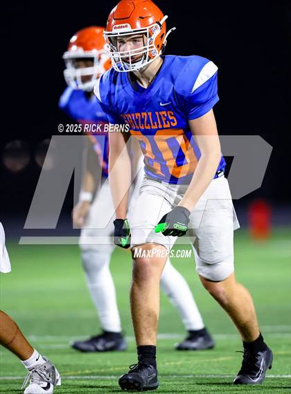 Thumbnail 1 in FR: Grand Oaks (blue) vs Oak Ridge photogallery.