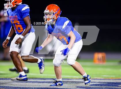 Thumbnail 3 in FR: Grand Oaks (blue) vs Oak Ridge photogallery.