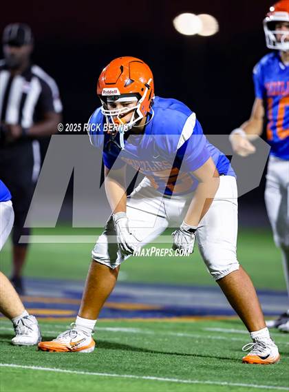 Thumbnail 3 in FR: Grand Oaks (blue) vs Oak Ridge photogallery.