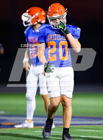 Thumbnail 2 in FR: Grand Oaks (blue) vs Oak Ridge photogallery.