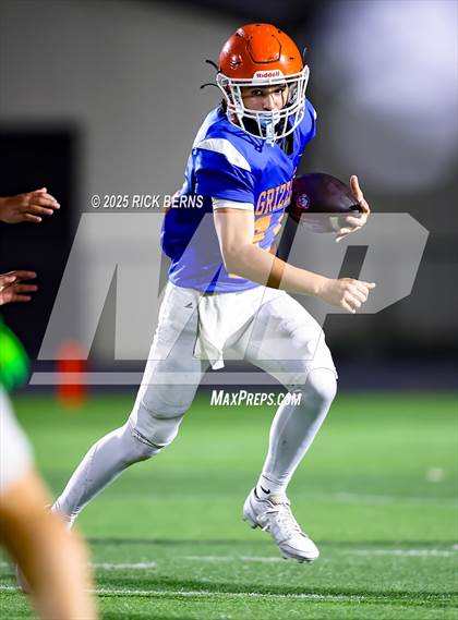 Thumbnail 3 in FR: Grand Oaks (blue) vs Oak Ridge photogallery.