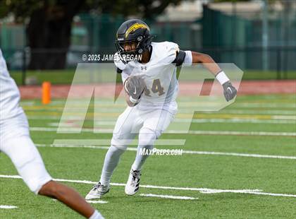 Thumbnail 2 in Wilcox @ Sacred Heart Prep photogallery.