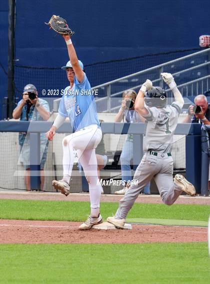 Thumbnail 3 in Oakmont Regional @ Medfield (MIAA Division 3 Final) photogallery.