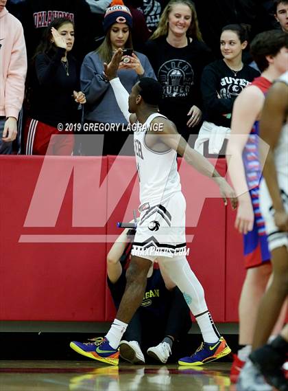 Thumbnail 1 in Pearce vs Guyer  photogallery.