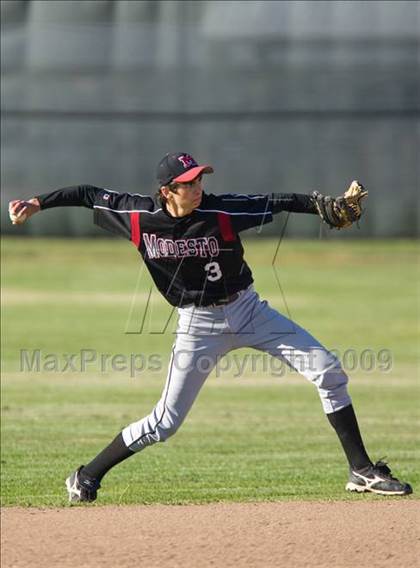 Thumbnail 1 in Modesto @ Johansen photogallery.