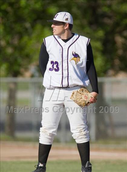 Thumbnail 3 in Modesto @ Johansen photogallery.