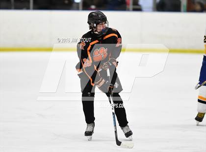 Thumbnail 2 in Ridgefield vs. Simsbury (Carrano Cup Semifinal) photogallery.