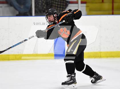 Thumbnail 1 in Ridgefield vs. Simsbury (Carrano Cup Semifinal) photogallery.