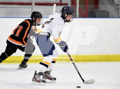 Thumbnail 2 in Ridgefield vs. Simsbury (Carrano Cup Semifinal) photogallery.