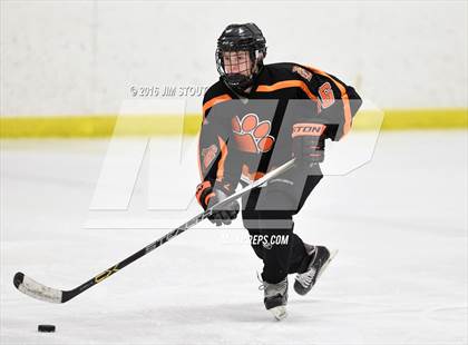 Thumbnail 2 in Ridgefield vs. Simsbury (Carrano Cup Semifinal) photogallery.