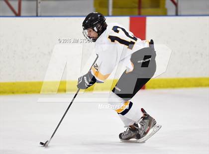 Thumbnail 2 in Ridgefield vs. Simsbury (Carrano Cup Semifinal) photogallery.