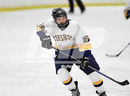 Thumbnail 2 in Ridgefield vs. Simsbury (Carrano Cup Semifinal) photogallery.