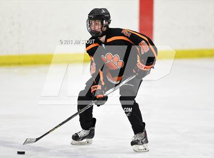 Thumbnail 2 in Ridgefield vs. Simsbury (Carrano Cup Semifinal) photogallery.