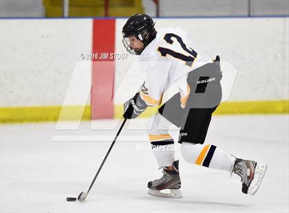 Thumbnail 1 in Ridgefield vs. Simsbury (Carrano Cup Semifinal) photogallery.