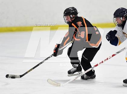 Thumbnail 1 in Ridgefield vs. Simsbury (Carrano Cup Semifinal) photogallery.