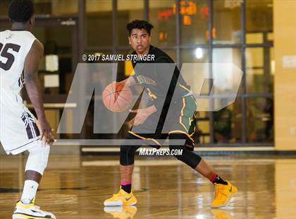 Thumbnail 3 in Saint Francis vs. Vanden (Gauchos Holiday Classic) photogallery.