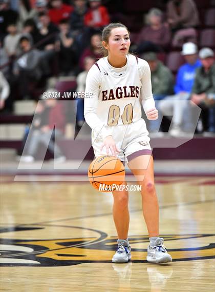 Thumbnail 2 in Quinton vs Warner (Warner Eagle Classic) photogallery.