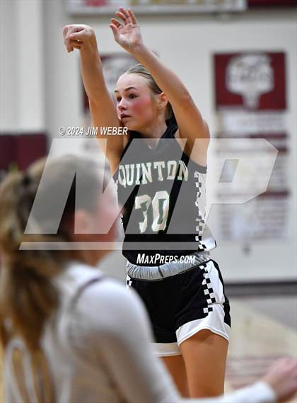 Thumbnail 1 in Quinton vs Warner (Warner Eagle Classic) photogallery.