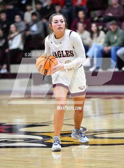Thumbnail 2 in Quinton vs Warner (Warner Eagle Classic) photogallery.