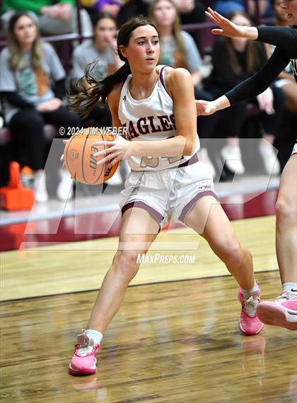 Thumbnail 1 in Quinton vs Warner (Warner Eagle Classic) photogallery.